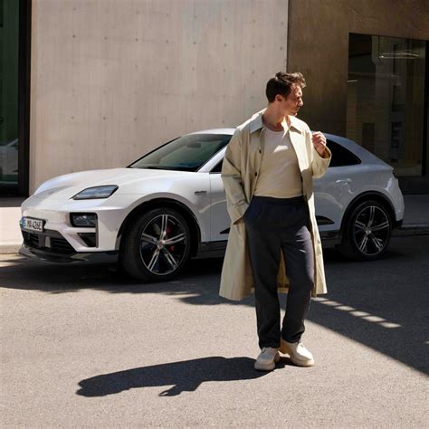 Porsche Macan Turbo Electric | Porsche Middle East