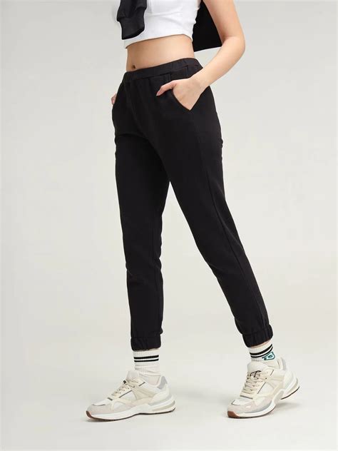 Boston Black Cava Essential Jogger - CAVA athleisure – CAVA Athleisure ...