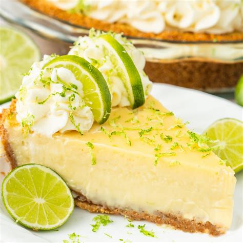 🍮 What dessert/drink is the OC above 🍮 on Toyhouse