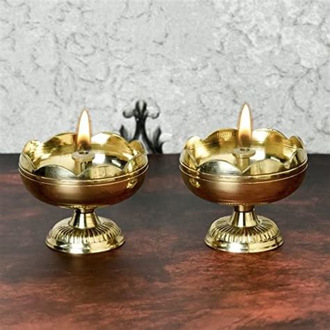 Buy Bhimonee Decor Pure Brass Tamatar Nanda Table Diya, 1.75 inches ...