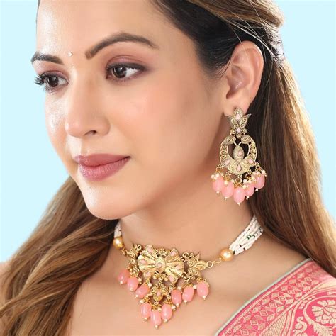 Buy Yellow Chimes Gold-Plated Stone-Studded & Pearl-Beaded Jewellery ...