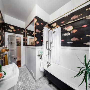 British Colonial Bathroom Ideas, Inspiration & Images - September 2022 ...