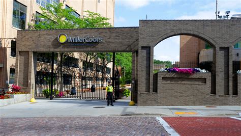 Molson Coors adding 150 jobs at MillerCoors in Milwaukee