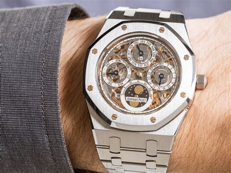 AUDEMARS PIGUET Limited Edition ROYAL OAK PERPETUAL CALENDAR Ref ...