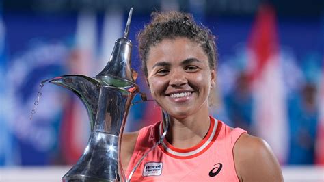 Jasmine Paolini stages comeback to beat Anna Kalinskaya and win Dubai ...