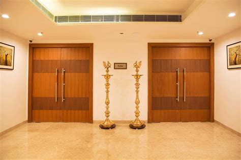 Book V7 Hotel Chennai | Book @ Rs 4499
