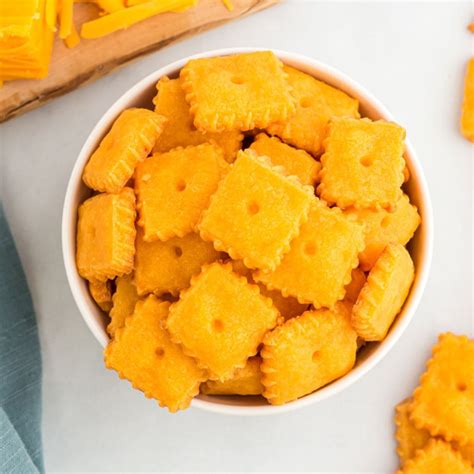 Gluten-Free Cheez Its Copycat - Mama Knows Gluten Free
