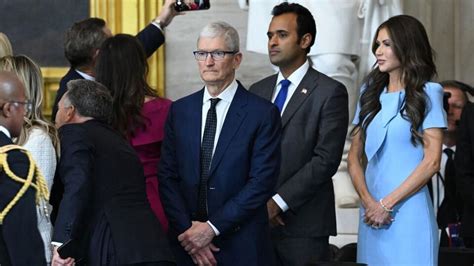 Apple to invest $500 billion, create 20,000 US jobs; joins Meta ...