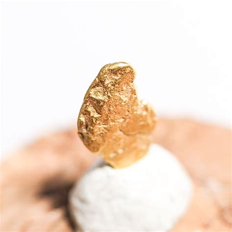 【1335】 自然金 岐阜県産 0.48ct | *taiyaki* 天然石を楽しむお店