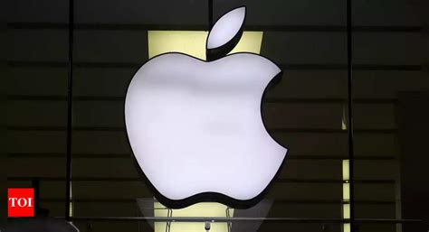 Apple Electric Car will have a steering wheel & pedals after all: Debut ...