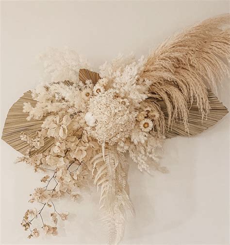 Dried Floral Wall Arrangements Diy at Charlie Skirving blog