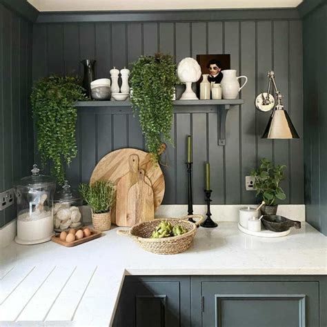 30 Elegant Kitchen Shelf Décor Ideas for a Farmhouse Look
