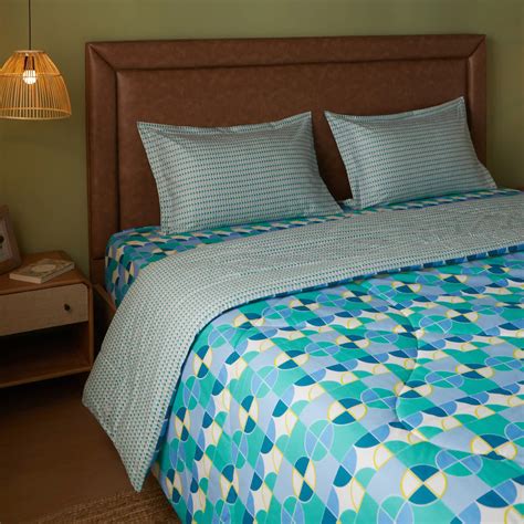 Buy Mishella | Mix & Match Printed 240GSM Reversible Comforter for ...