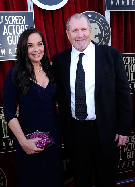 Ed O'Neill & Wife Gave Their Love Another Chance after Long Break ...