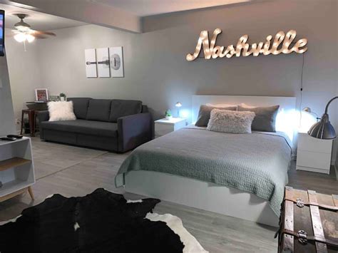 Downtown, Nashville Apartment Holiday Rentals - Nashville, TN | Airbnb