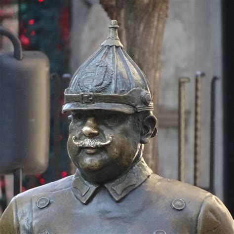 THE FAT POLICEMAN STATUE - All You Need to Know BEFORE You Go 2026 ...