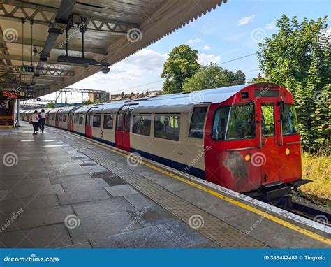 Image result for Bakerloo Line Train Displays