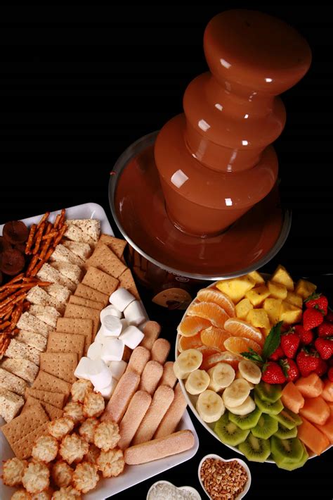 What Chocolate to Use for Chocolate Fountain: Ultimate Guide - Kitchen ...