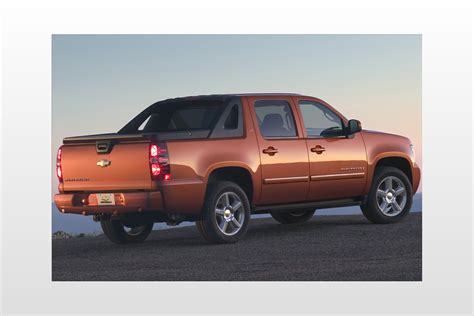 2008 Chevrolet Avalanche Specs, Prices, VINs & Recalls - AutoDetective