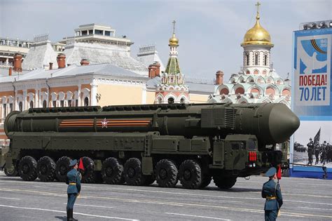 普京一声令下，陆海空齐射核导弹，俄军大秀三位一体核打击！|俄军|美国|俄罗斯_新浪新闻