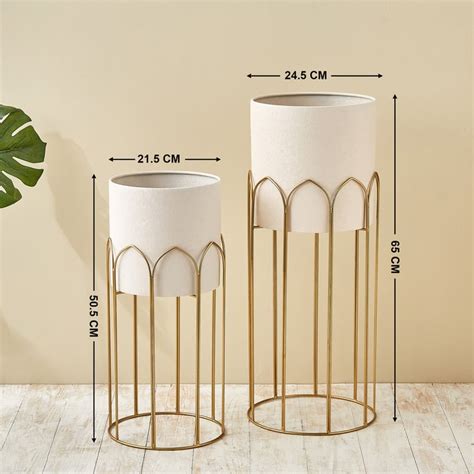 Buy Gardenia Ferra Set of 2 Metal Scallop Floor Planters with Stand ...