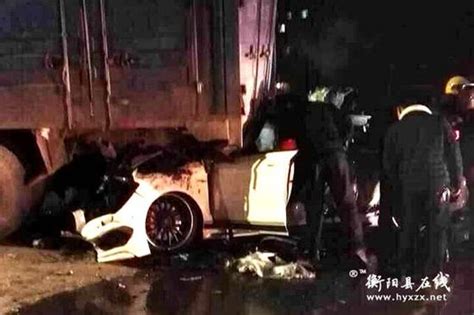 富二代载美女超速醉驾致5死 车祸现场惨不忍睹|交通事故|富二代_新浪新闻