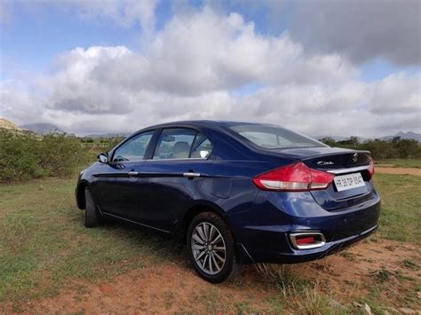 Maruti Ciaz Price in India, Specifications, Mileage, Features and Other ...