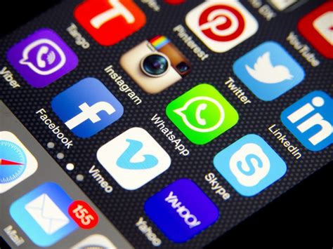 Rezultat imagine pentru Smartphone OS