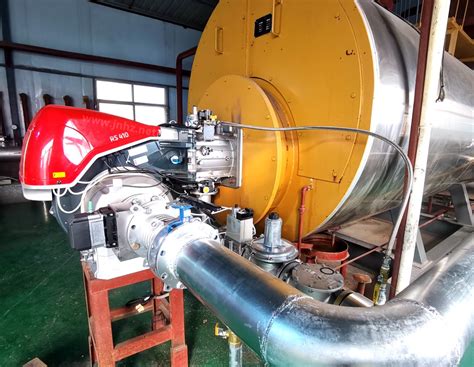 RIELLO利雅路低氮燃烧器（RS410/E FGR)配4吨热水锅炉，潍坊燃烧器改造案例-济南华展能源设备有限公司