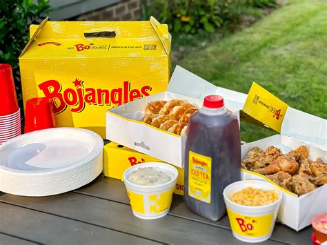 North Carolina Fast Food Chains that Locals Love - NC Eat & Play