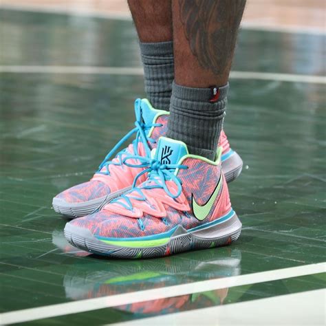 Colorful Basketball Shoes