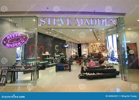 Steve Madden Shop in Hong Kong Editorial Photo - Image of selling, sell ...