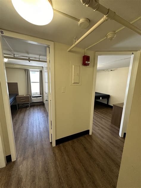 Engelhart Twin Studio: Residential Services - Northwestern University