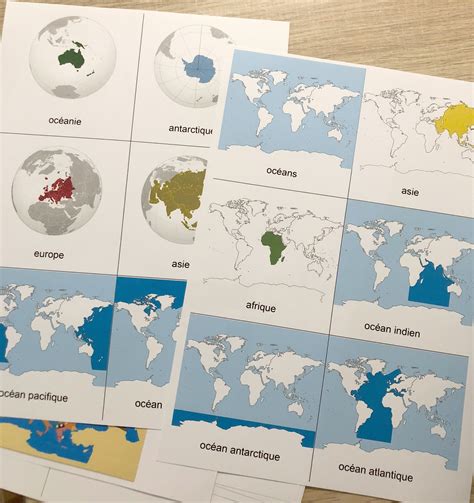Puzzle Continents Montessori