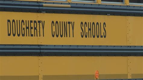 ‘I never imagined teaching online high school’: DCSS teacher prepares ...