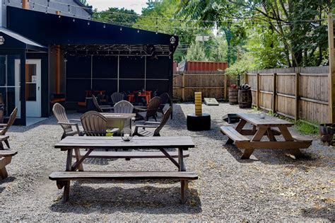 Home | Eight & Sand Beer Co.