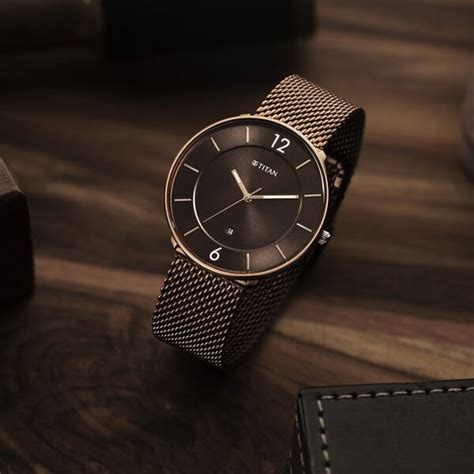 Buy Online Titan Neo Splash Quartz Analog with Date Brown Dial ...
