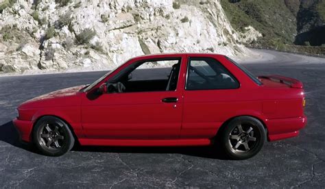 Just me or does this look like an e30 with a body kit (Nissan SE-R) : r/E30