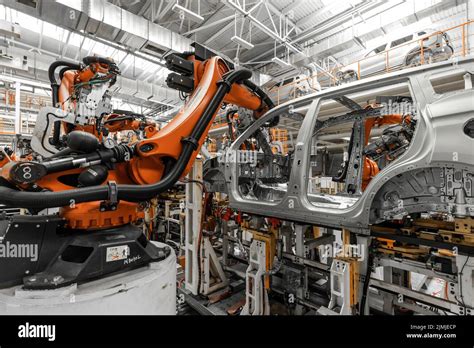 Car Shell Assembly Line 的图像结果