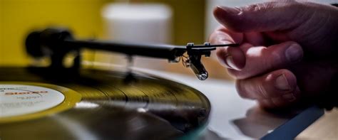 Turntable Connection to Receiver 的图像结果