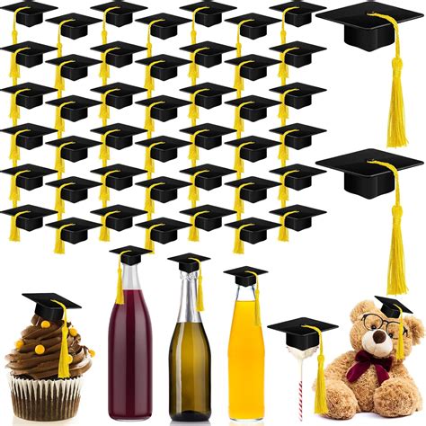 Amazon.com: Qunclay 60 Pieces Mini Graduation Cap Hats Plastic Grad ...