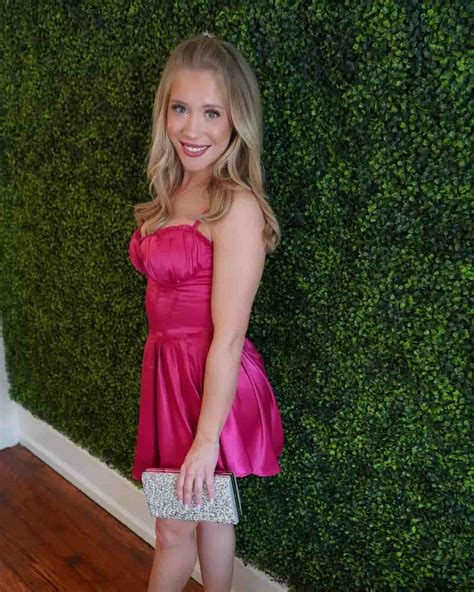 Lizzy Wurst - Age, Height, Net Worth, Boyfriend, Facts, Bio, Wiki