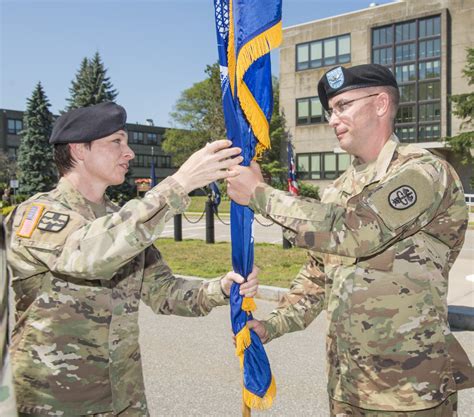 USARIEM welcomes 22nd commander | Article | The United States Army