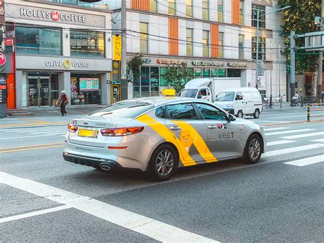 The Comprehensive Guide: How to Use Kakao Taxi When Traveling in Korea