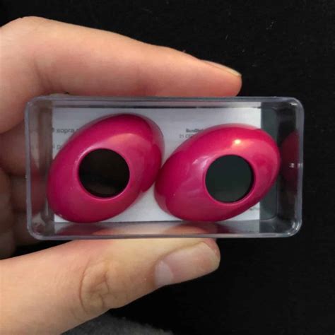 Best Tanning Bed Goggles To Protect Your Eyes - Tanner Skin