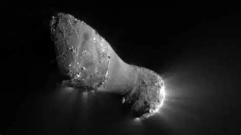 Oldest Alien Relic Ever? 7-Billion-Year-Old Mysterious Comet Discovery ...