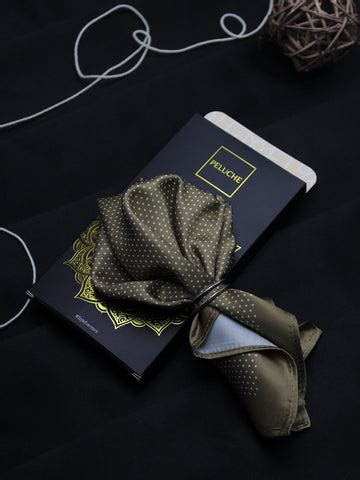 Buy Pocket Squares Online in India - Peluche.in