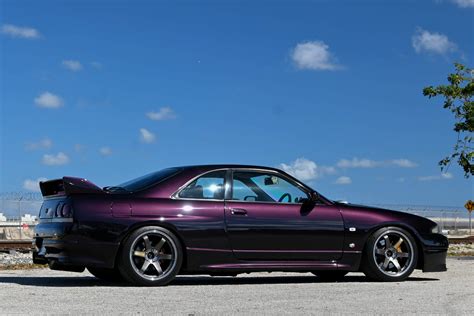 1995 Nissan Skyline GT-R (R33) | Original Midnight Purple | T88 Single Turbo | HKS Supporting ...