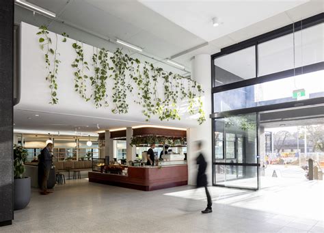 Commercial Building Images 的图像结果