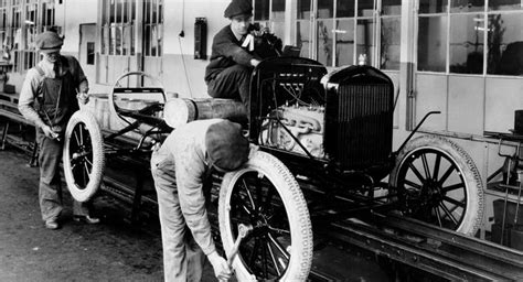 Henry Ford First Assembly Line 的图像结果